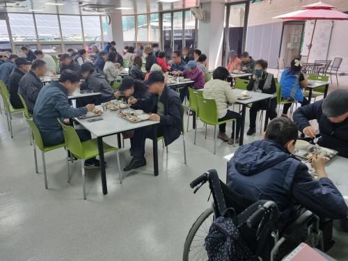 슬라이드 이미지