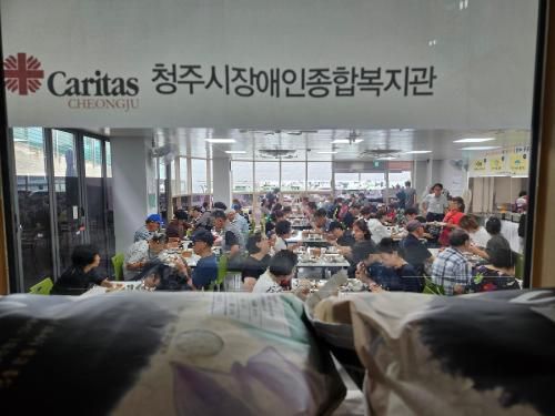 슬라이드 이미지